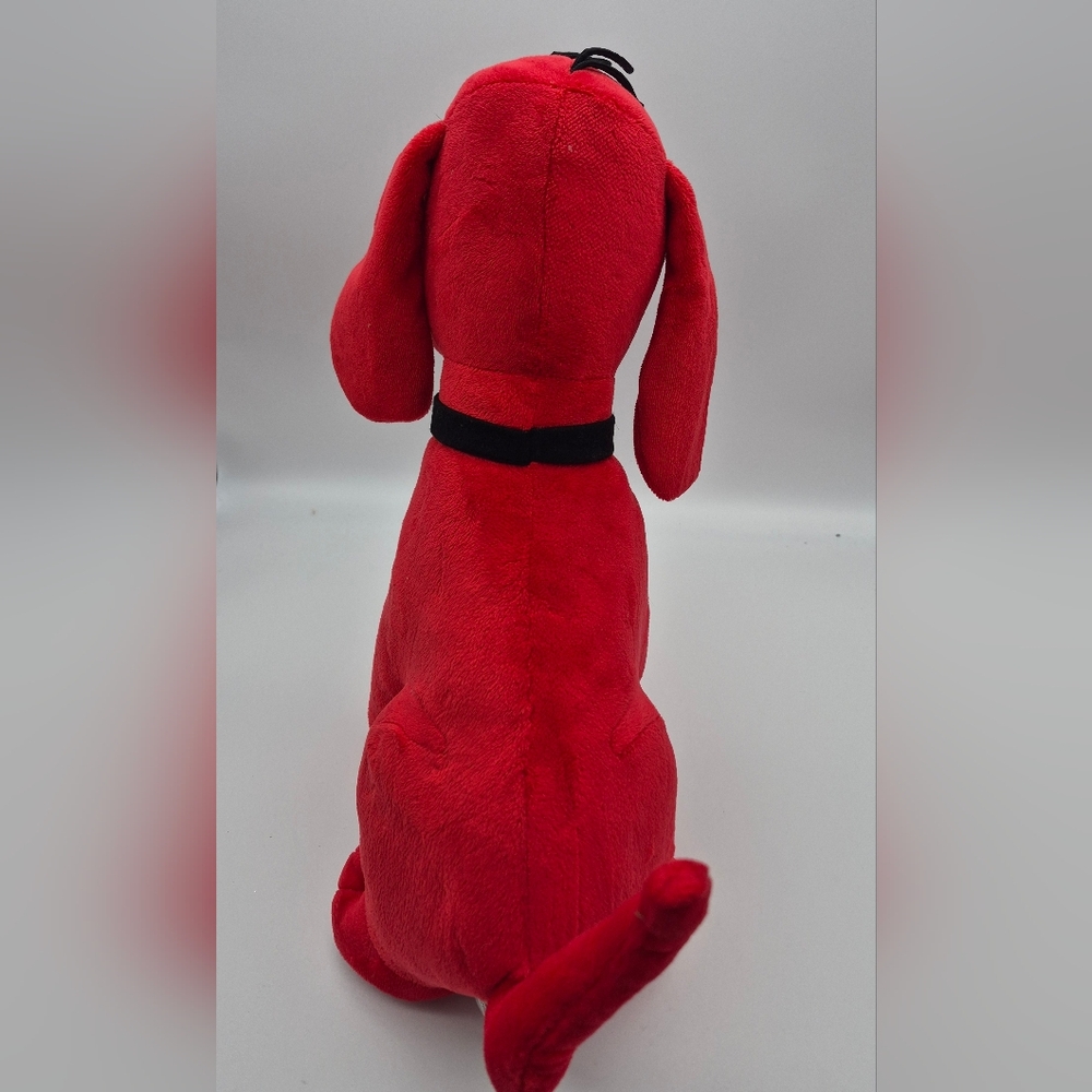 Kohl's CARES Clifford The Big Red Dog Preowned - Picture 3 of 10